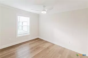 404 Bridge St, Cuero, TX 77954 - Photo 36