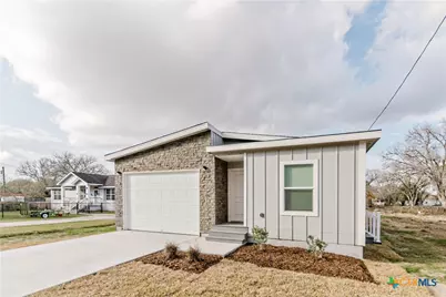 404 Bridge Street, Cuero, TX 77954 - Photo 8