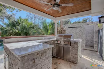 303 Turtle Rock Drive, Victoria, TX 77904 - Photo 36