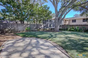 303 Turtle Rock Dr, Victoria, TX 77904 - Photo 42