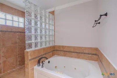 303 Turtle Rock Drive, Victoria, TX 77904 - Photo 24