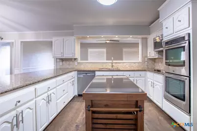 303 Turtle Rock Drive, Victoria, TX 77904 - Photo 16