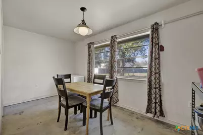 10 Cherry Hill Drive, Seguin, TX 78155 - Photo 14