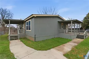 596 Canal Ln, New Braunfels, TX 78130 - Photo 1