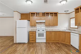 596 Canal Ln, New Braunfels, TX 78130 - Photo 18