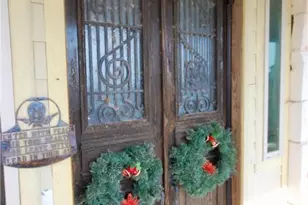 326 Co Rd 451, Waelder, TX 78959 - Photo 6