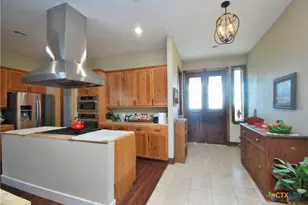 326 Co Rd 451, Waelder, TX 78959 - Photo 14