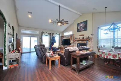 326 County Road 451, Waelder, TX 78959 - Photo 10