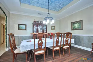 326 Co Rd 451, Waelder, TX 78959 - Photo 16