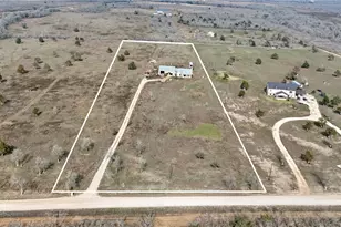 326 Co Rd 451, Waelder, TX 78959 - Photo 2