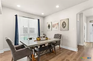 5712 Redfish Ct, Belton, TX 76513 - Photo 18