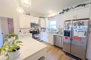 635 E Camp St, New Braunfels, TX 78130 - Photo 6