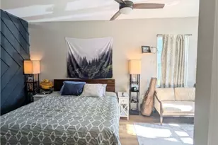 635 E Camp St, New Braunfels, TX 78130 - Photo 10