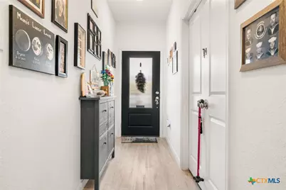 9058 Bowie Ridge, Seguin, TX 78155 - Photo 2