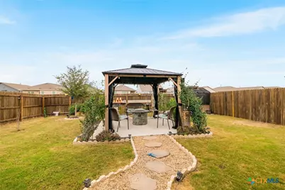 9058 Bowie Ridge, Seguin, TX 78155 - Photo 16