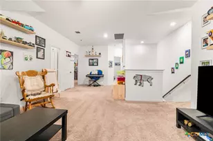 9058 Bowie Rdg, Seguin, TX 78155 - Photo 8