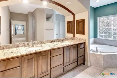 204 Auburn Hill, Victoria, TX 77904 - Photo 12