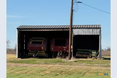 417 Lcr 318, Mart, TX 76664 - Photo 10
