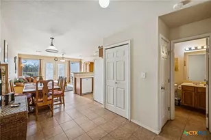 730 E Mather St, New Braunfels, TX 78130 - Photo 16