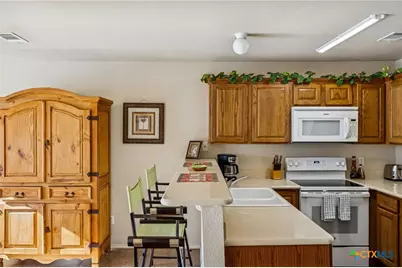 730 E Mather Street #H302, New Braunfels, TX 78130 - Photo 12