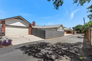 1540 Circle Oak Dr, Schertz, TX 78154 - Photo 32