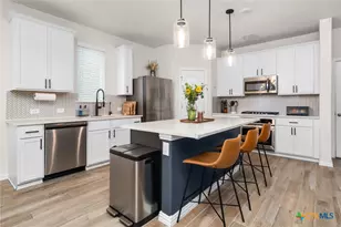 2043 Cowan Dr, New Braunfels, TX 78132 - Photo 12