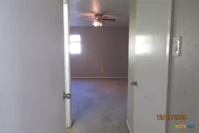 1806 Sycamore Drive, Killeen, TX 76543 - Photo 34