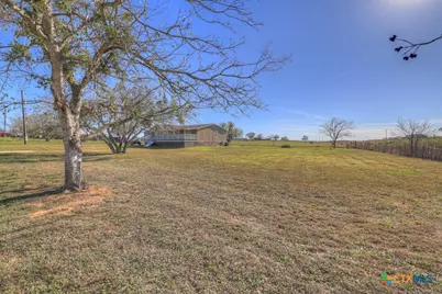 139 Angel Lane, Seguin, TX 78155 - Photo 6