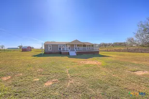139 Angel Ln, Seguin, TX 78155 - Photo 2