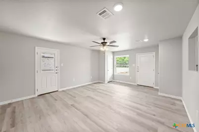 216-218 Melissa Street, Bruceville Eddy, TX 76524 - Photo 8