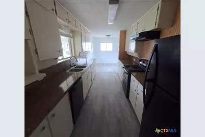 218 N 4th, Ganado, TX 77962 - Photo 6