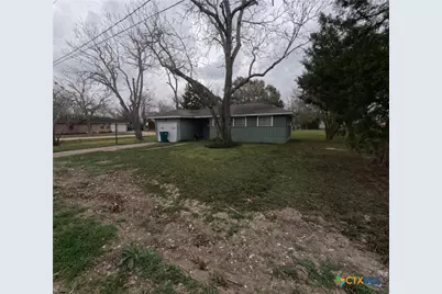 218 N 4th, Ganado, TX 77962 - Photo 2