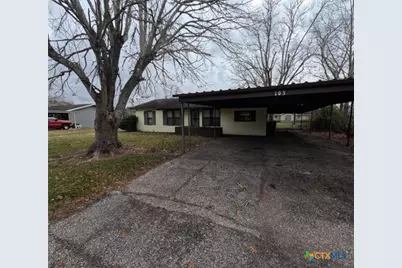 103 Pleasure Drive, Ganado, TX 77962 - Photo 2