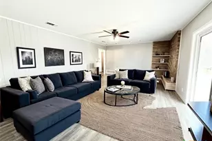 105 E Upshaw Ave, Temple, TX 76501 - Photo 2