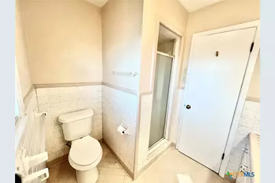 105 E Upshaw Avenue, Temple, TX 76501 - Photo 12