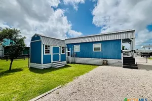 1303 W Adams Ave, Port O'Connor, TX 77982 - Photo 14