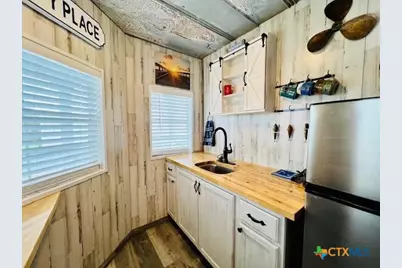 1303 W Adams Avenue, Port O'Connor, TX 77982 - Photo 22