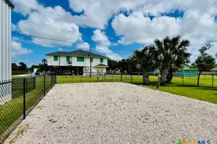 1303 W Adams Ave, Port O'Connor, TX 77982 - Photo 12