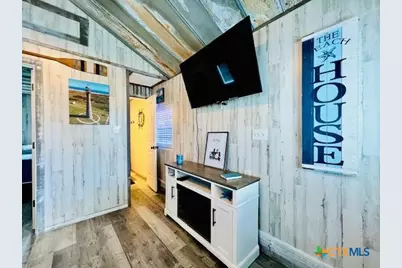 1303 W Adams Avenue, Port O'Connor, TX 77982 - Photo 30