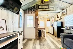 1303 W Adams Ave, Port O'Connor, TX 77982 - Photo 36