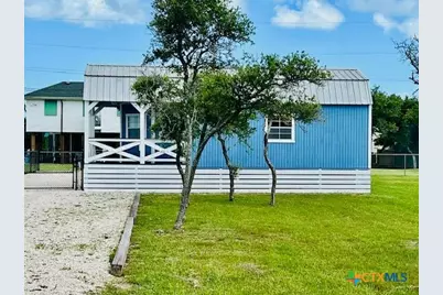 1303 W Adams Avenue, Port O'Connor, TX 77982 - Photo 2