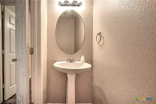 209 Crowfoot Dr, Harker Heights, TX 76548 - Photo 18