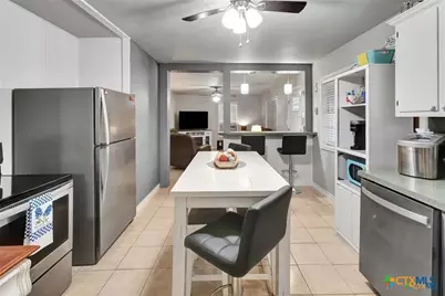 2812 Curlew Street, Victoria, TX 77901 - Photo 14