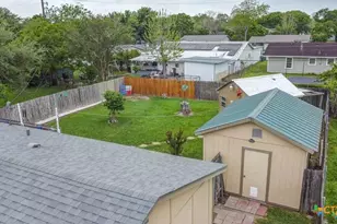 2812 Curlew St, Victoria, TX 77901 - Photo 40