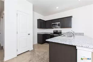 1301 Concord Dr, Copperas Cove, TX 76522 - Photo 8