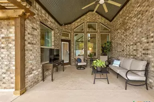 599 Mission Hill Run, New Braunfels, TX 78132 - Photo 10