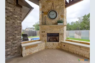 599 Mission Hill Run, New Braunfels, TX 78132 - Photo 6