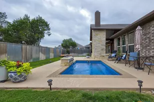 599 Mission Hill Run, New Braunfels, TX 78132 - Photo 6