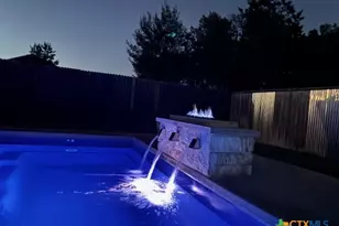 599 Mission Hill Run, New Braunfels, TX 78132 - Photo 2