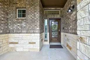 599 Mission Hill Run, New Braunfels, TX 78132 - Photo 10